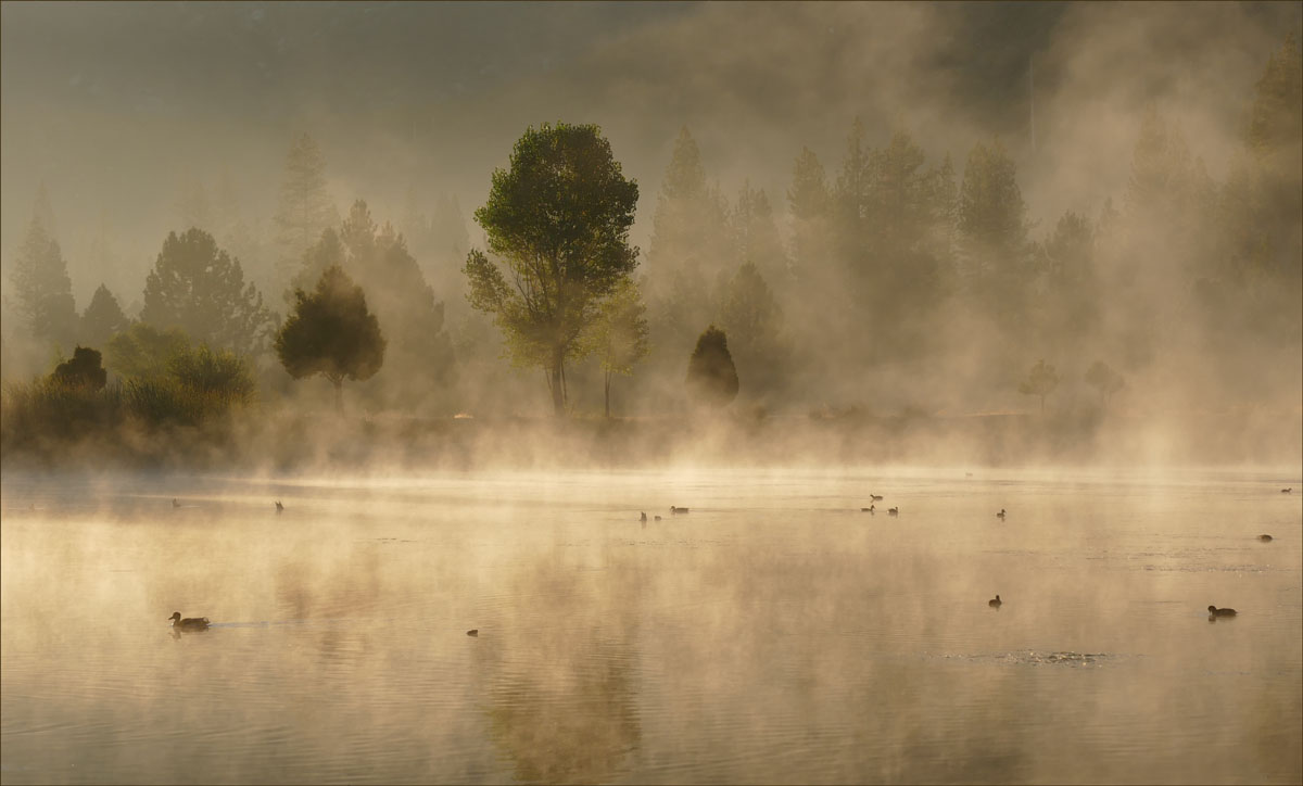 04lake1070419w