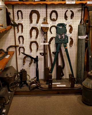 14museum-tools8324w