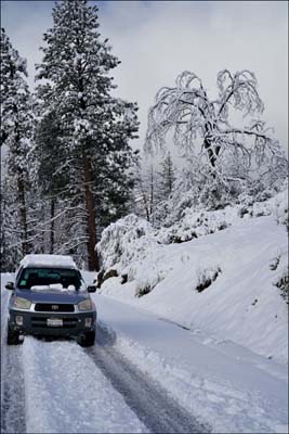 11snow-auto-mtn99road07561w